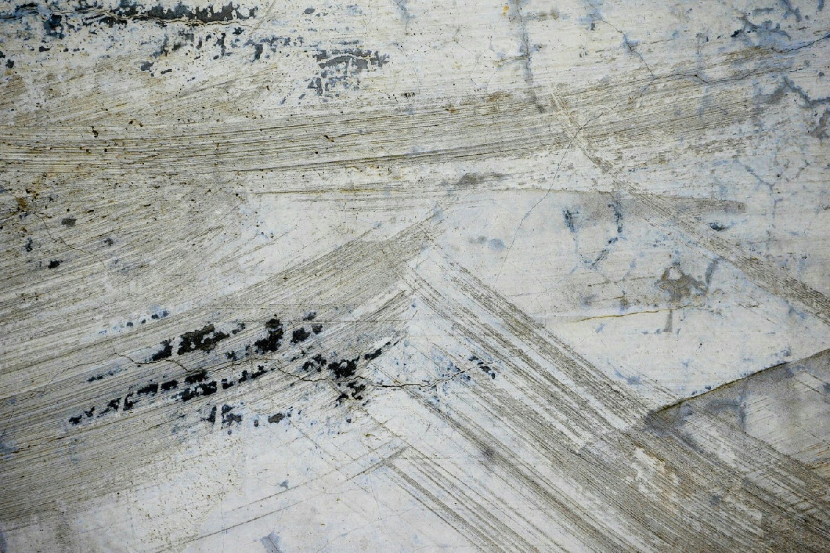 Evita di usare questo detergente per il pavimento: danneggia superfici e fughe senza che tu te ne accorga