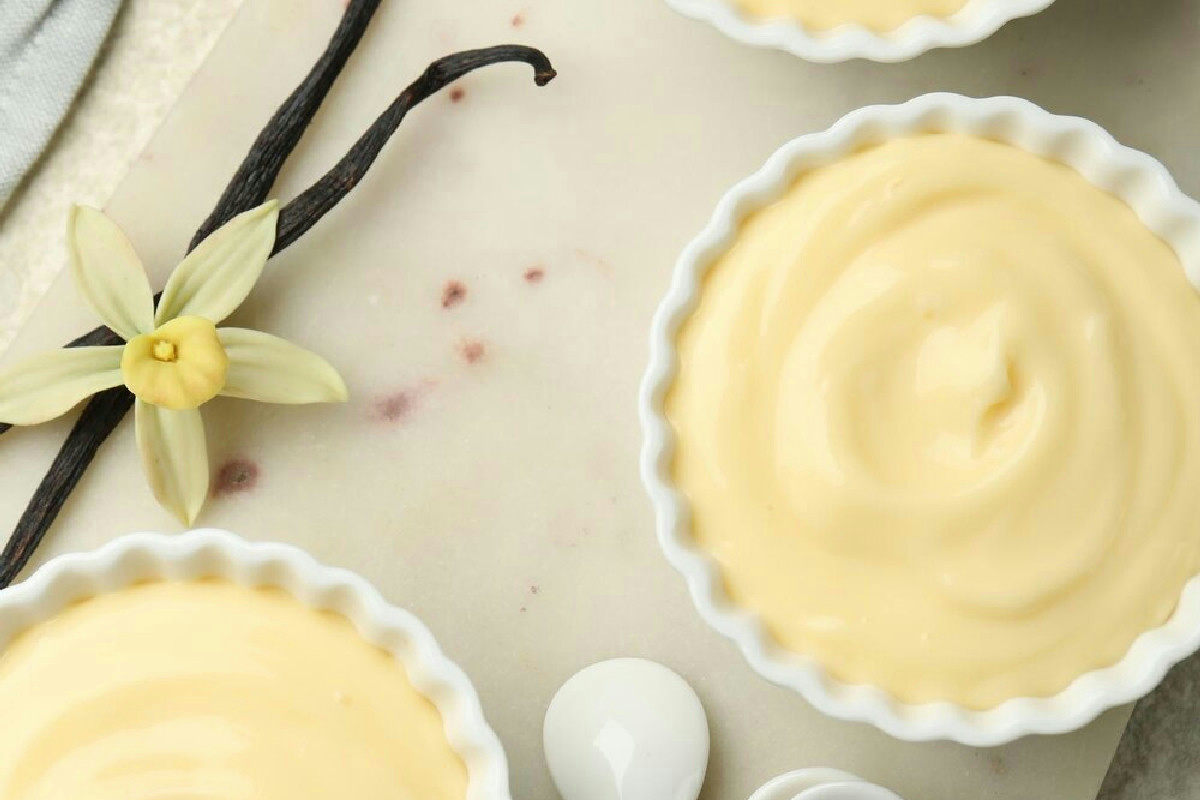 Prepara in 5 minuti una crema dolce fatta in casa, vellutata e perfetta per tutte le occasioni speciali